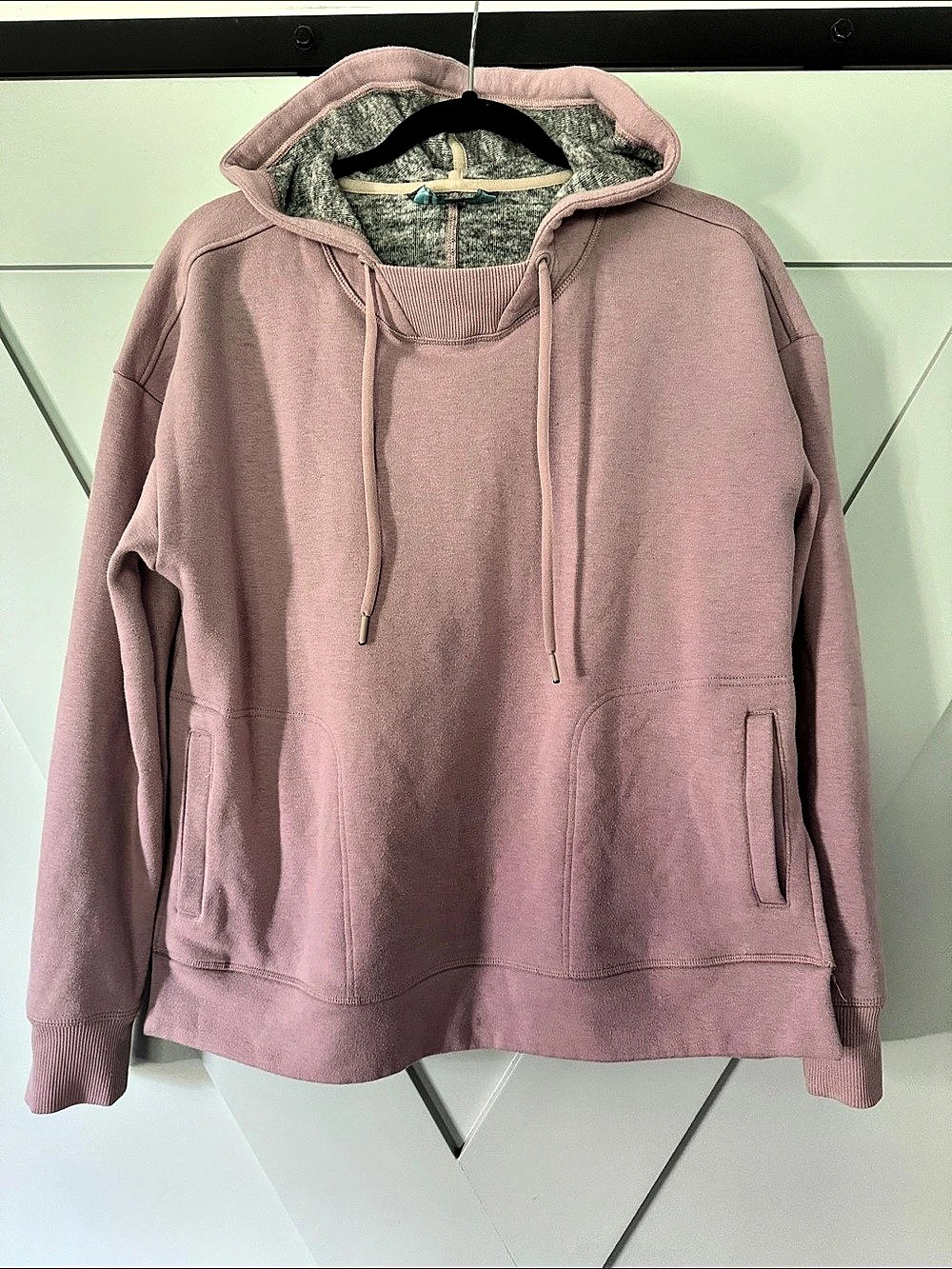 Title Nine Pink Mauve Pullover Hoodie
